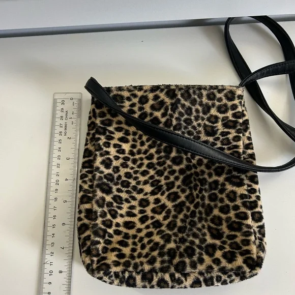 Nine West Leopard Print Women's Bag - Picture 5 of 5
